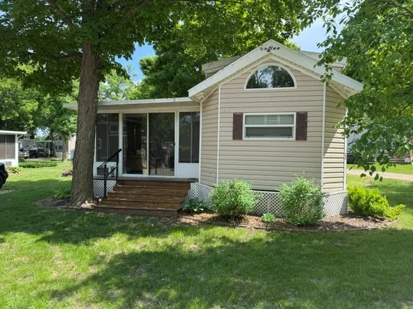 2221 Reubens Ln SW #22, Farwell, MN 56327