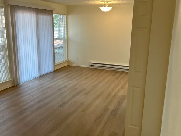Meadow Creek Apartments