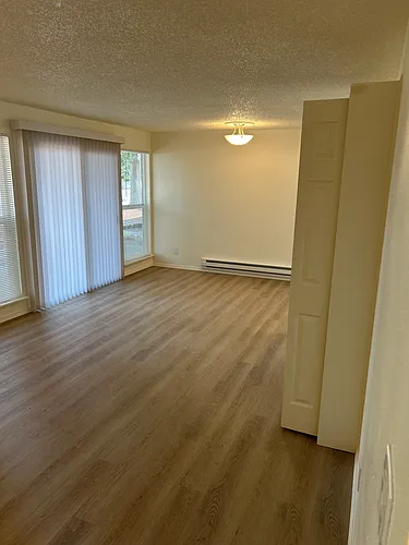 Meadow Creek Apartments Photo 1