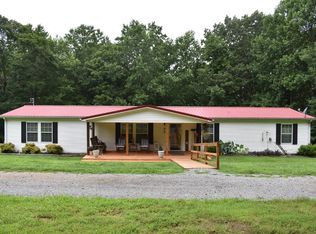 1423 Pack Rd, White Bluff, TN 37187