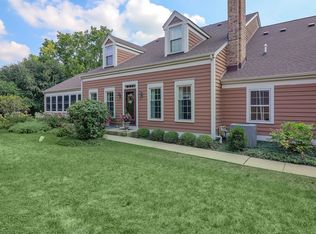 1591 Stonebridge Trl, Wheaton, IL 60189