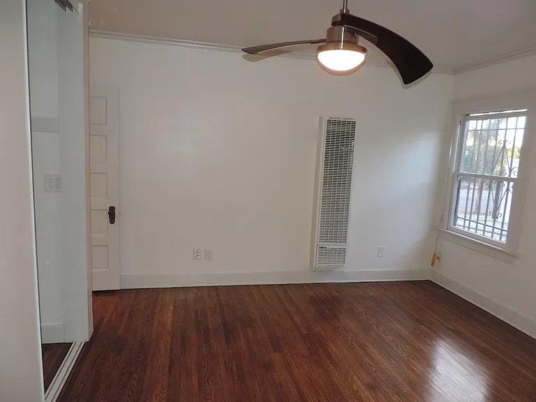 1159 N Wilton Pl — Photo 5