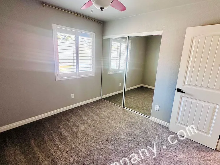 1564 Cavern Point Ct — Photo 18