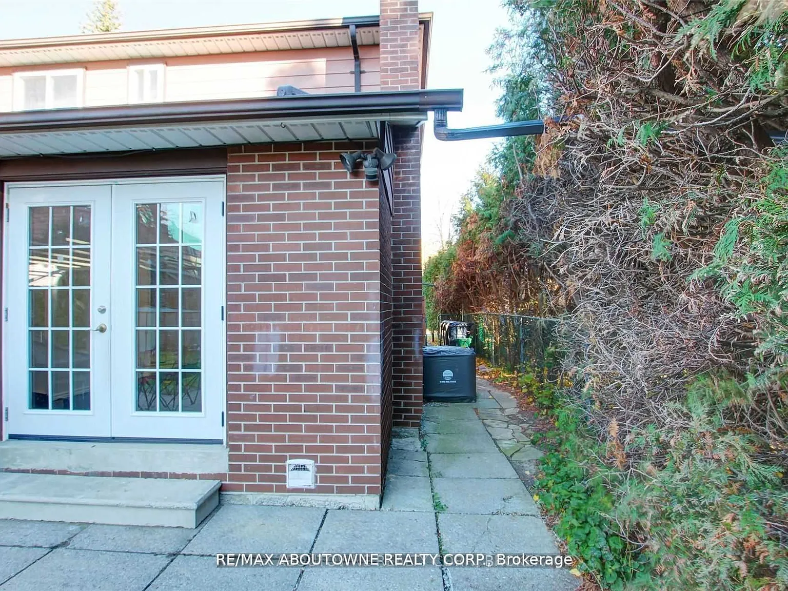 2 bed, $2,200 — Photo 4