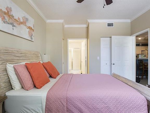 4th image of 720 S Sapodilla Ave APT 102