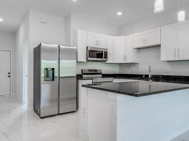 4864 Golfview Blvd — Photo 5