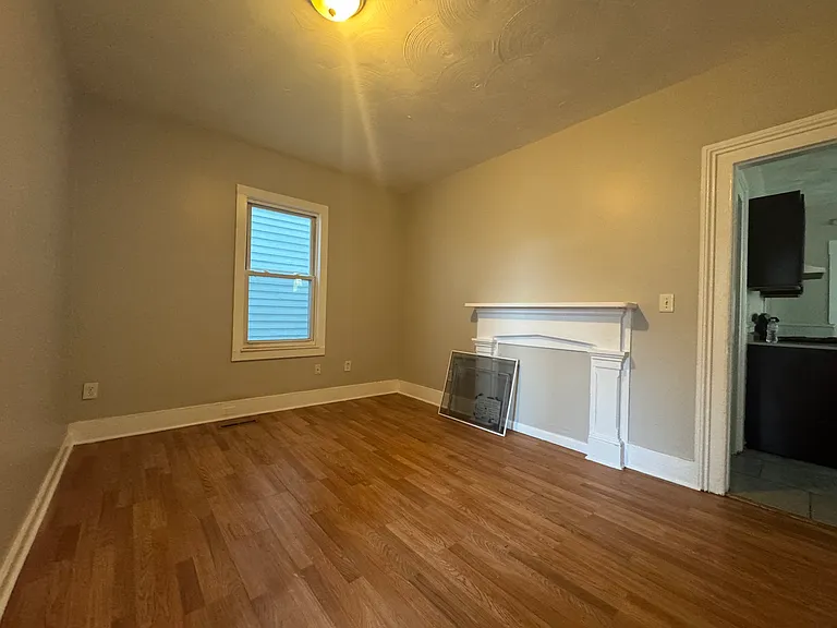 187 Wolcott St #1 — Photo 9