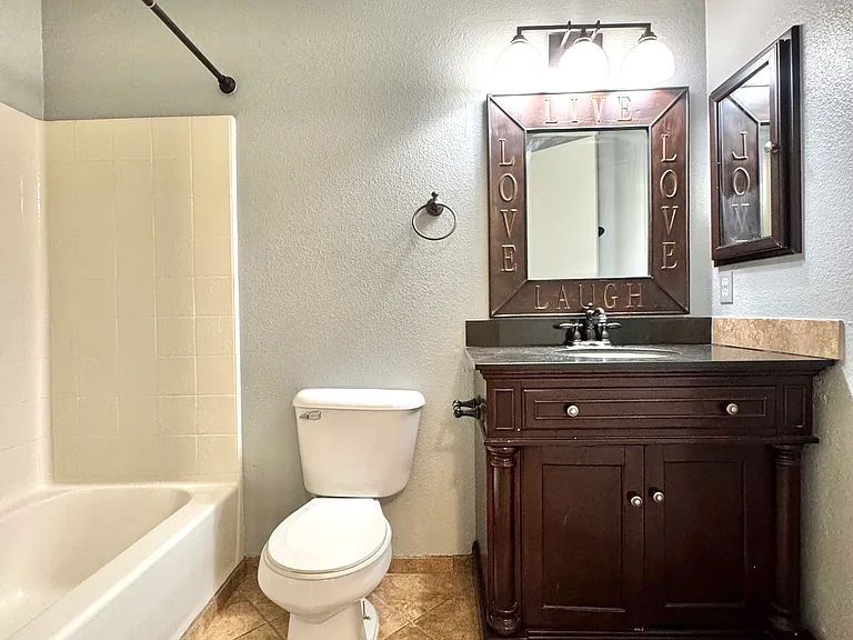 7400 Chilibre St — Photo 16