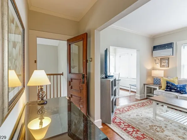 34 Fairview Ave #2, Summit, NJ 07901