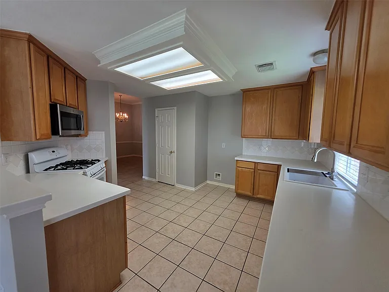 3602 Brookstone Ct — Photo 7