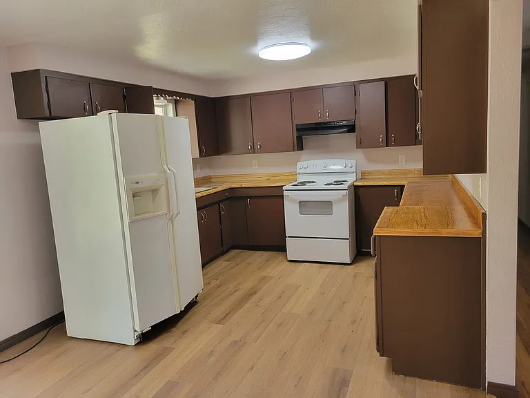4024 Carolina Ave NE — Photo 5