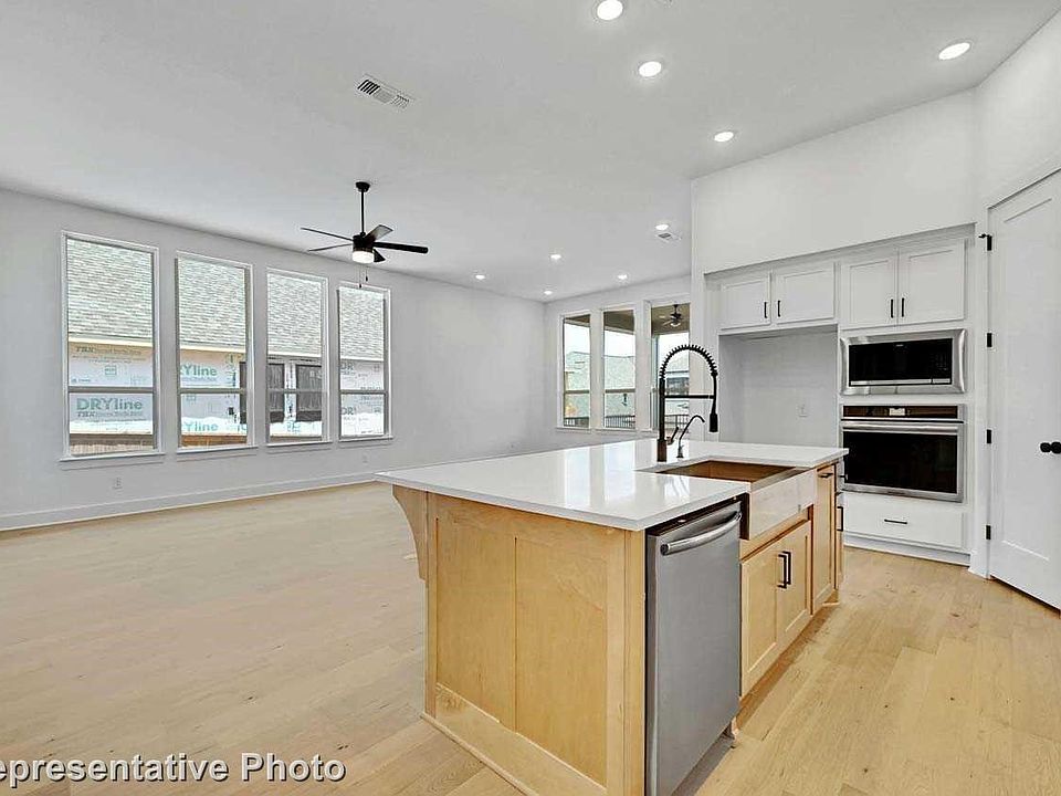 1st image of 7428 Lilypad Ln