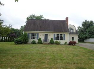 6 Anthony Ave, Cromwell, CT 06416