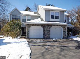 16 Village Ct, Lawrence Township, NJ 08648
