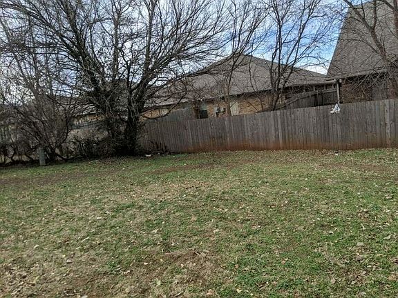 2nd image of 4301 Spiva Dr