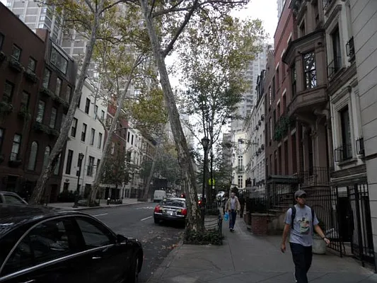 Rented by Skygroup Realty | media 34