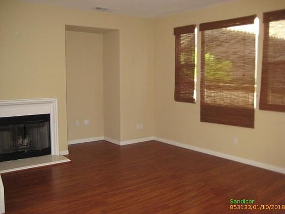 3rd image of 10532 Hollingsworth Way