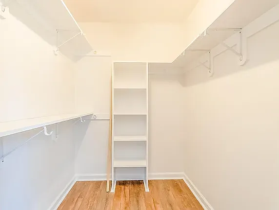 1002 Mallory Ln — Photo 14