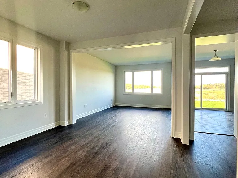 156 Union Blvd — Photo 3