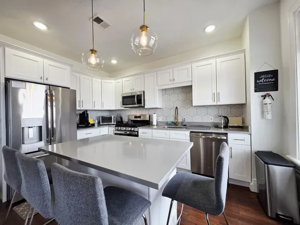 9 Bailey Ave, 9 Bailey Ave #Dd3b5bdbf, Pittsburgh, PA 15211