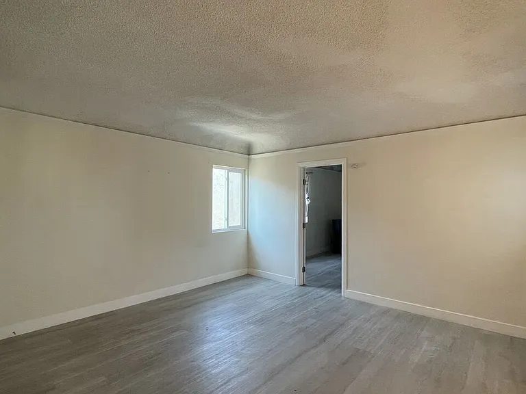 836 S Catalina St #1/2 — Photo 9