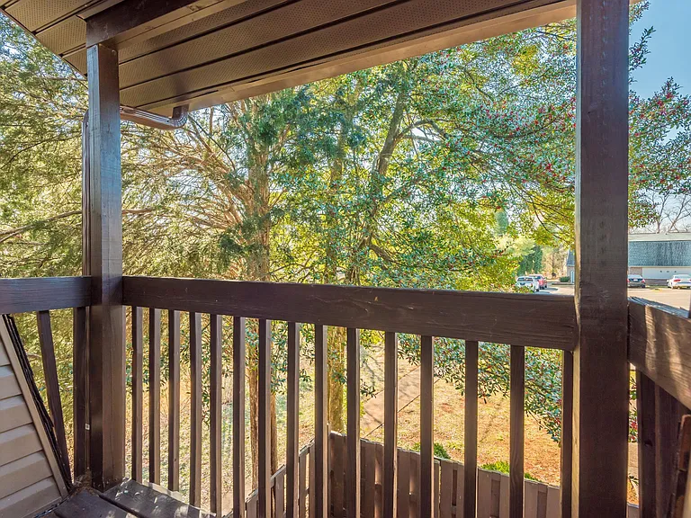 502 Cedartop Ln #B — Photo 19