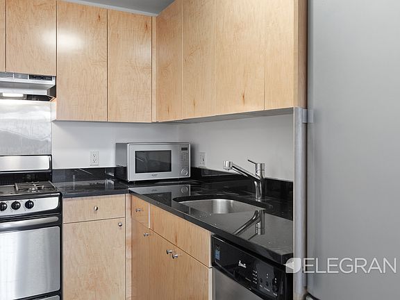 5th image of 67 E 11th St APT 608