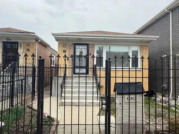 2828 W 36th Pl, Chicago, IL 60632
