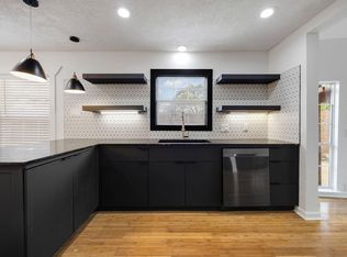 1310 Walton St, Houston, TX 77009