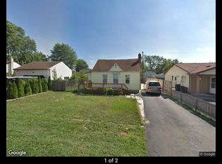 1036 Vermont Dr, Troy, MI 48083