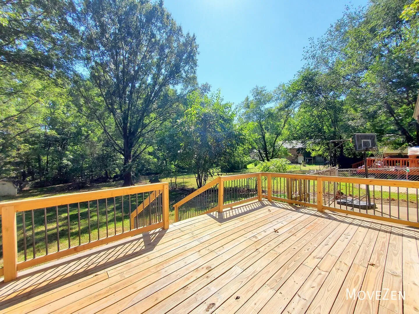 10529 Starwood Dr Charlotte, NC 28215 Large Deck Overlooking Large Wood Yard — Photo 2