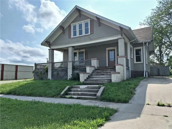 904 Elm St, Chillicothe, MO 64601