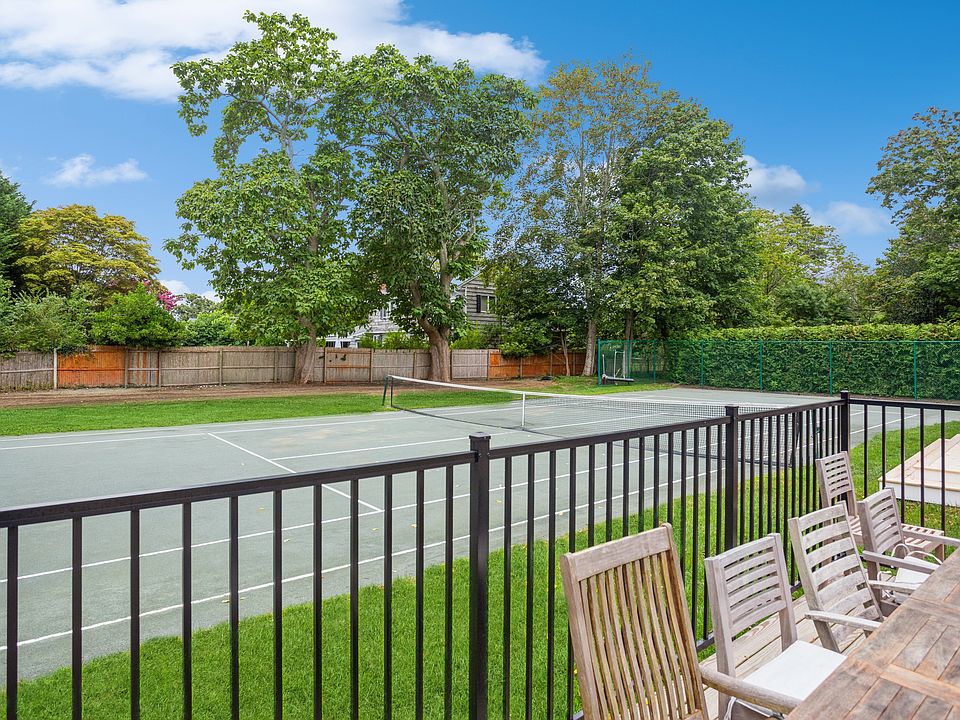 20 Walker Ave, East Quogue, NY 11942 Zillow