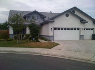 2902 Eagle Valley Pl, Bakersfield, CA 93313