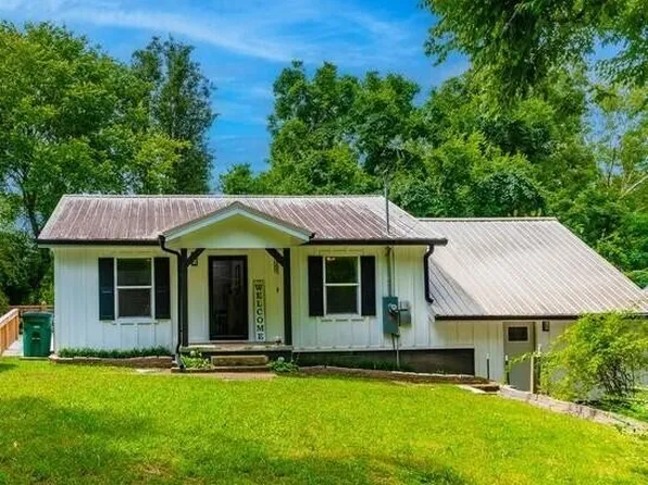 303 Claire St, Rossville, GA 30741