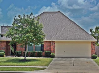 3619 Oak Crossing Dr, Pearland, TX 77581