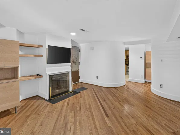 1415 21st St NW APT A, Washington, DC 20036