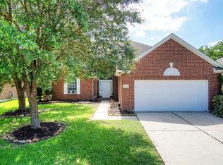 18619 Summer Anne Dr, Humble, TX 77346