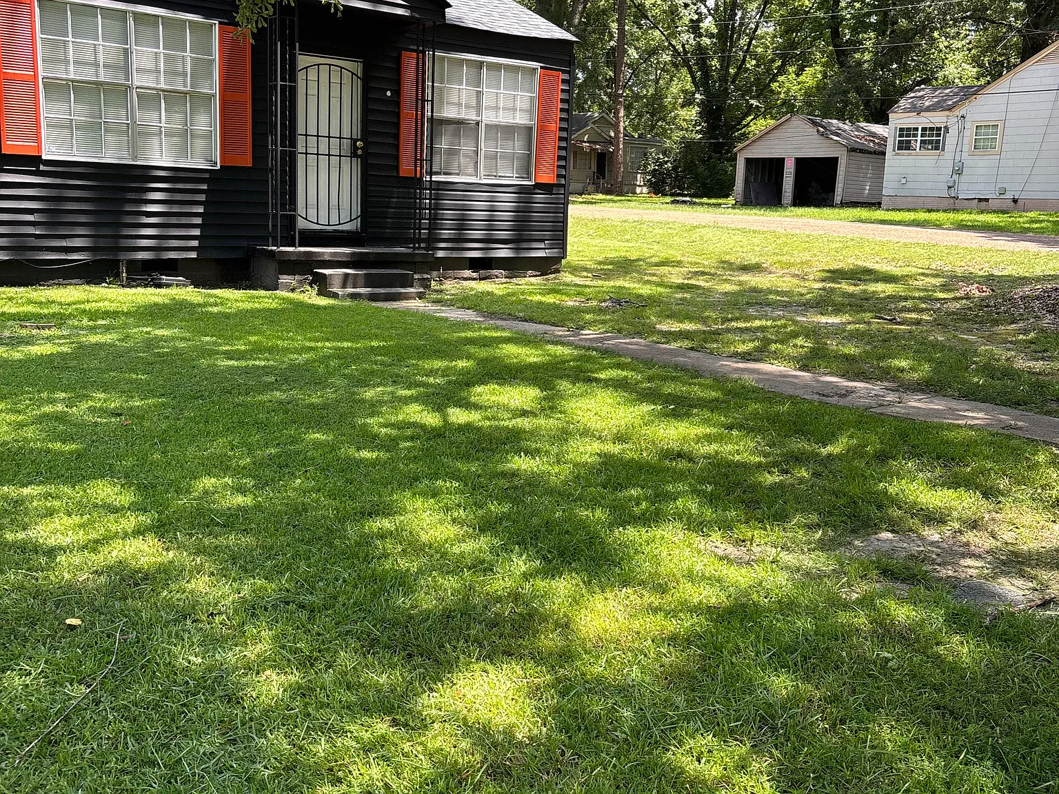 2 bed, 850 sqft, $750 — Photo 2