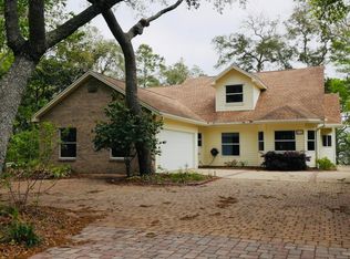 622 Nelson Point Rd, Niceville, FL 32578