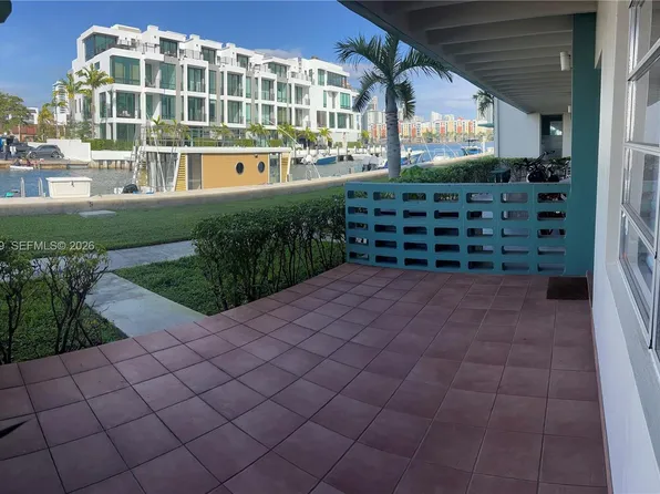 3923 NE 166th St, North Miami Beach, FL