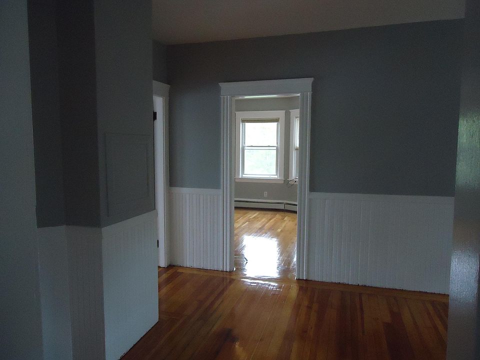 2nd image of 176 Bay Spring Ave Fl 2nd