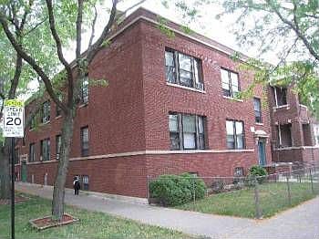 2nd image of 4257 N Sacramento Ave