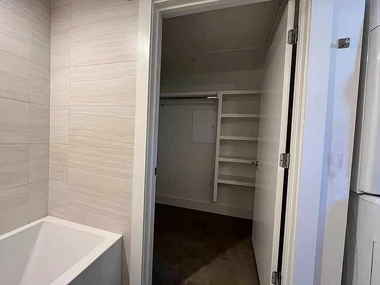 505 Tillery St #12 — Photo 8