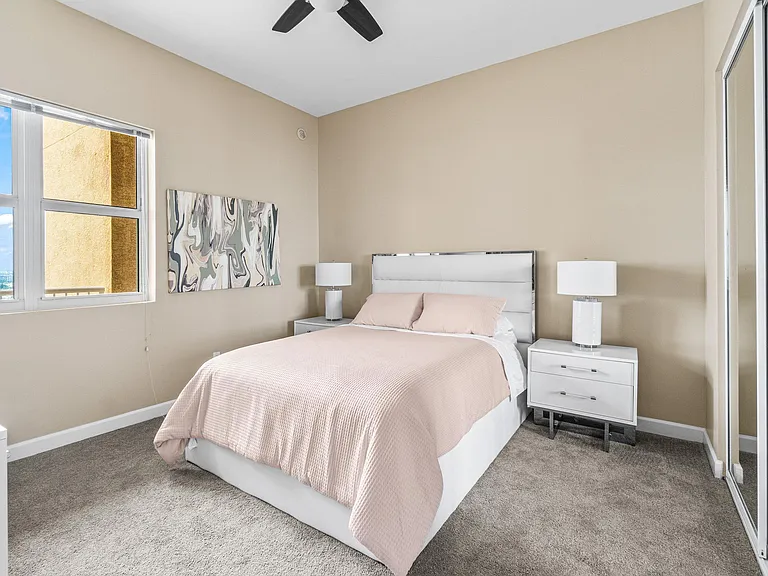 2650 Lake Shore Dr #2403 — Photo 19