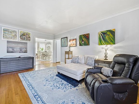 3rd image of 1505 Meads Rd #A-2