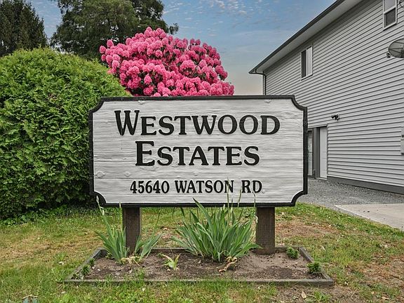 5th image of 45640 Watson Rd #106