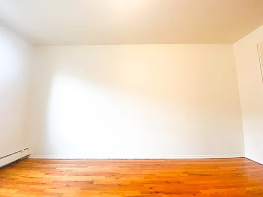 Rented by RealTegrity NY LLC | media 30