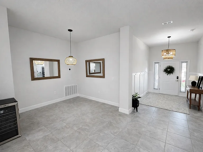 1637 Denali St — Photo 3
