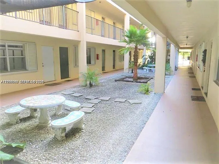 348 S Federal Hwy #24 — Photo 10